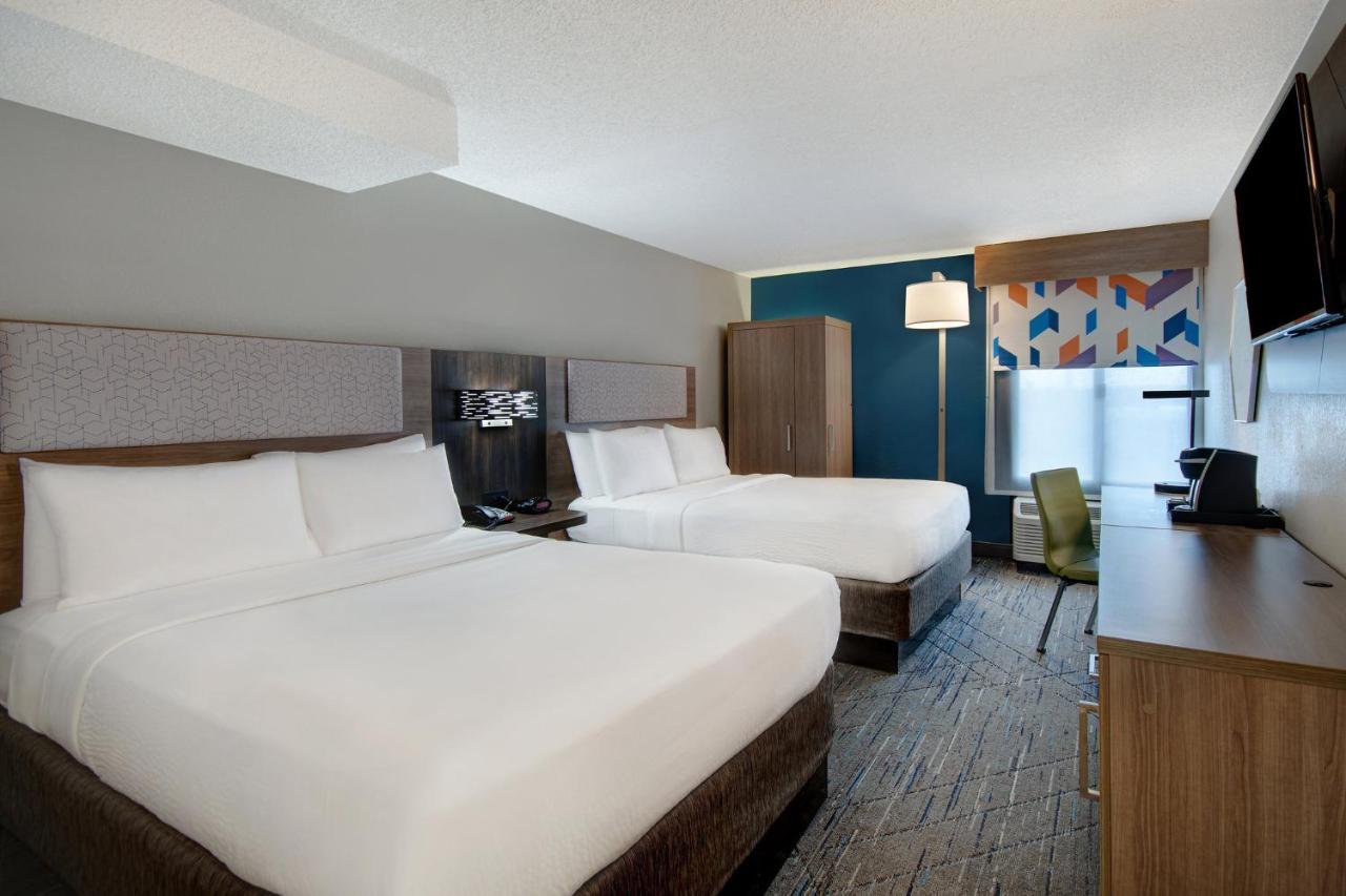Holiday Inn Express Rochester - University Area By Ihg Exterior foto