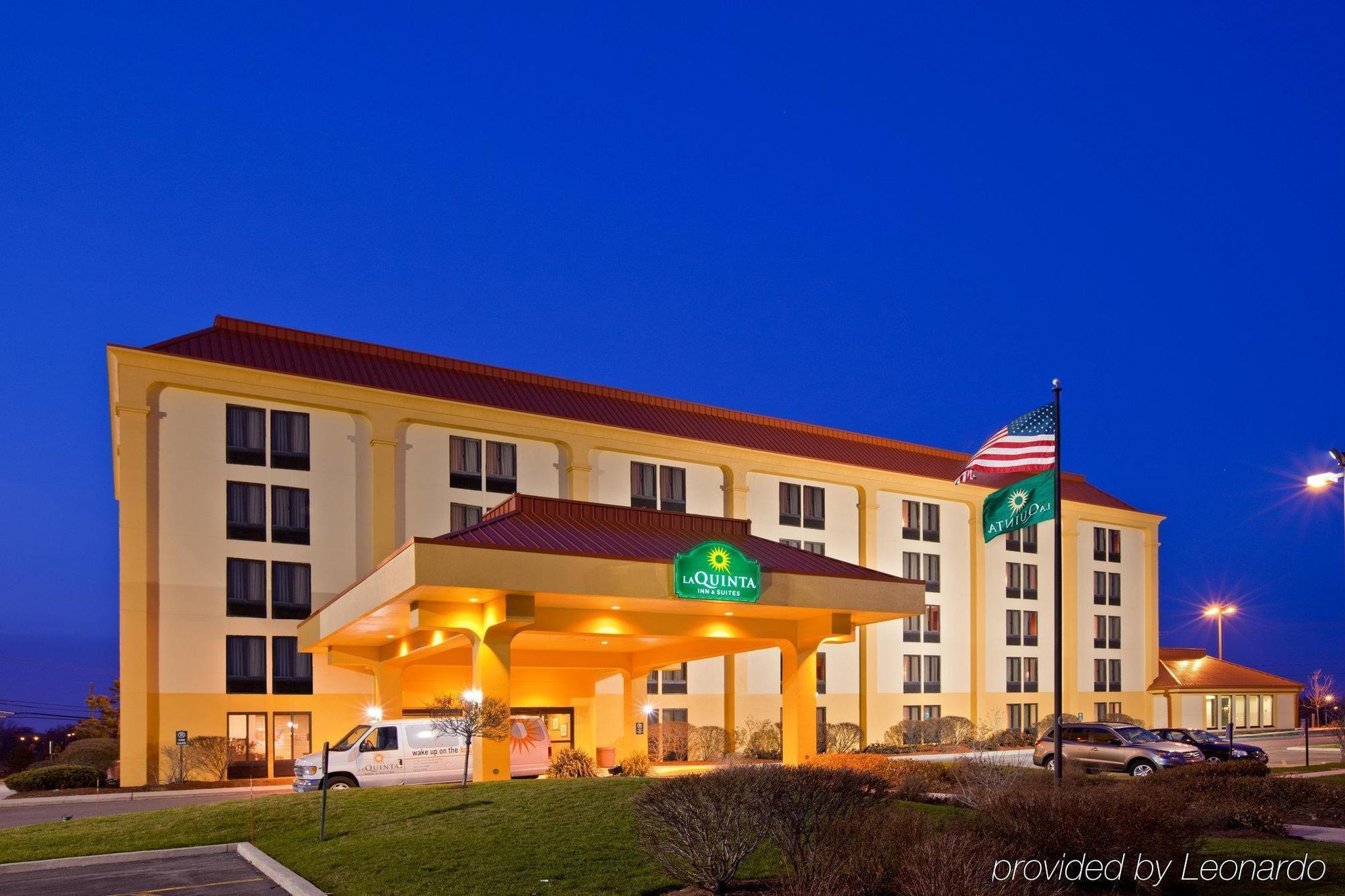 Holiday Inn Express Rochester - University Area By Ihg Exterior foto